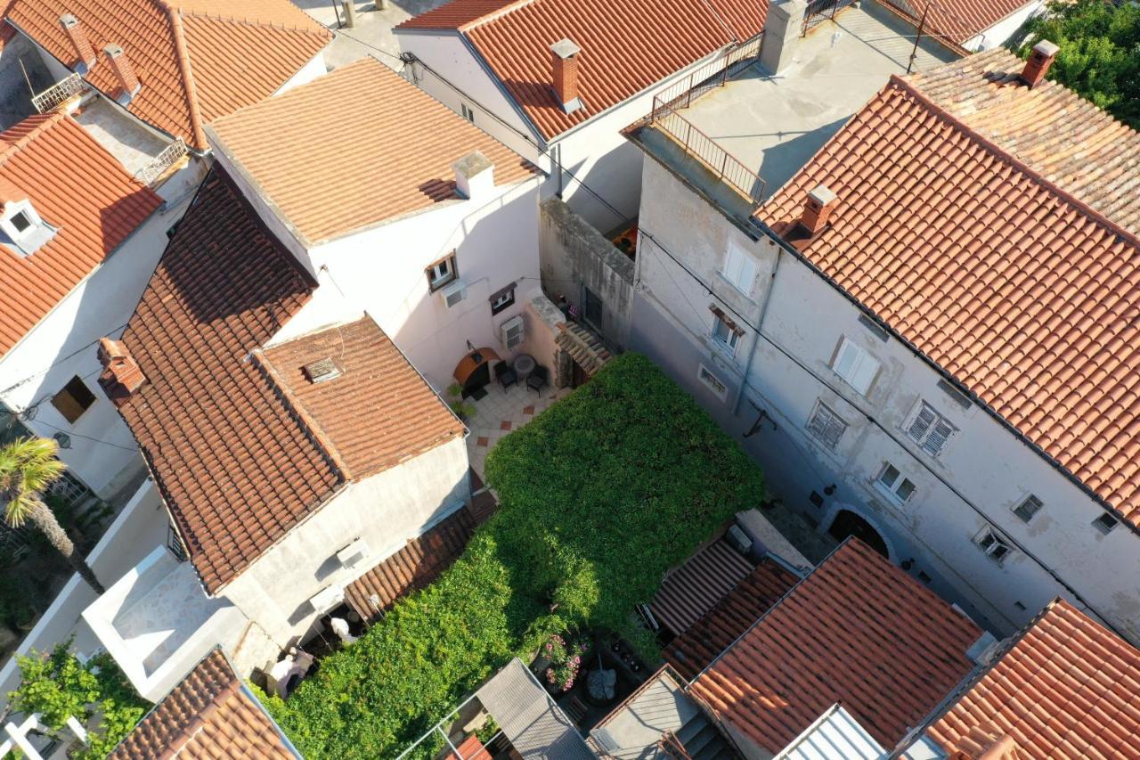 Апартаменты Casa Di Nives Крк Экстерьер фото